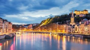 vue-de-lyon-depuis-la-saone-au-crepuscule_5914924